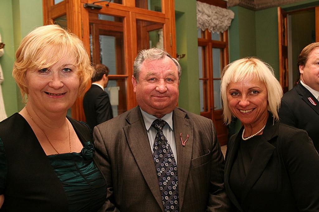 Pasākuma dalībniekus ar uzrunu sveica arī Vidzemes plānošanas reģiona attīstības padomes priekšsēdētājs Nikolajs Stepanovs. 
Autors: Jānis Riņķis