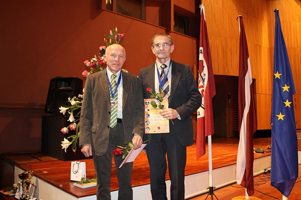 Rīgā notika jau 16. Latvijas sporta veterānu salidojums, kurā sumināja mūsējos, arī Elmāru Eleksi un Gunāru Balodi.
Autors: Ziedonis Lazdiņš