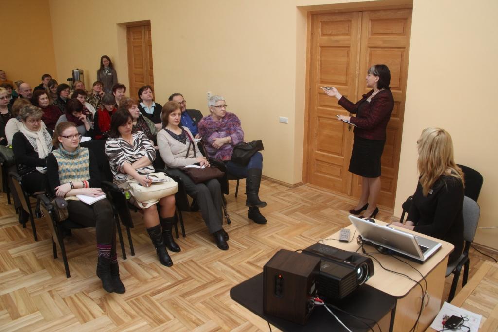 Vakar, 8.janvārī, novada tūrisma uzņēmēji, mājražotāji, pārtikas amatnieki, tūrisma jomas entuziasti, dažādu pagastu, pilsētas pārvalžu vadītāji, kopā apmēram 70 cilvēku pulcējas uz pirmo tūrisma sezonas semināru.
Autors: Gatis Bogdanovs