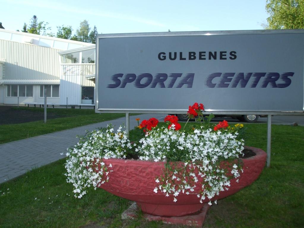 Sakarā ar plānoto sporta centra un sporta skolas apvienošanu ir uzsludināts konkurss uz Gulbenes sporta centra direktora vietnieka amatu.
Autors: Gatis Bogdanovs (no arhīva)