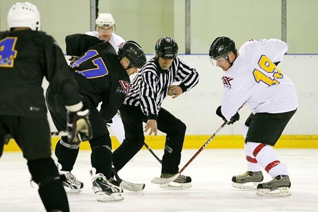 Vidzemes čempionāta hokejā zvaigžņu spēlē piedalīsies arī vairāki 