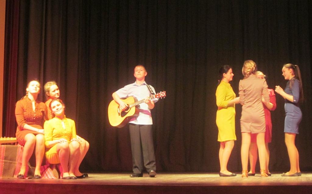 Druvienas pamatskolas uzvedums ieguva augstāko vērtējumu - 19,9 punktus un 1.pakāpes diplomu.
Autors: No personiskā arhīva 