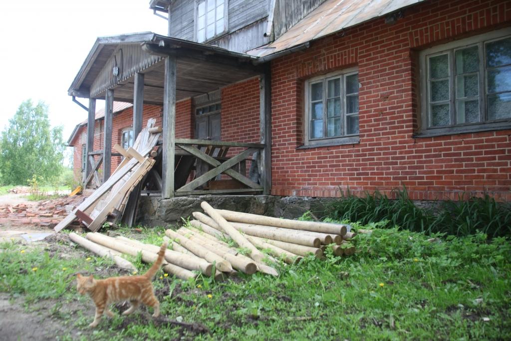 Līgo pagastā kādā mājā un saimniecības ēkā pērn 17.maijā atklāja Vidzemē līdz šim lielāko marihuānas audzētavu.
Autors: Gatis Bogdanovs (no arhīva)