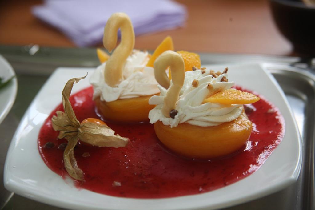 Prezentācijas laikā būs iespēja apskatīt īpašos novada ēdienus, arī aprunāties ar pavāriem. Ar šo dienu īpašie ēdieni būs nobaudāmi arī novada ēdināšanas uzņēmumos. 
Autors: Evita Brokāne