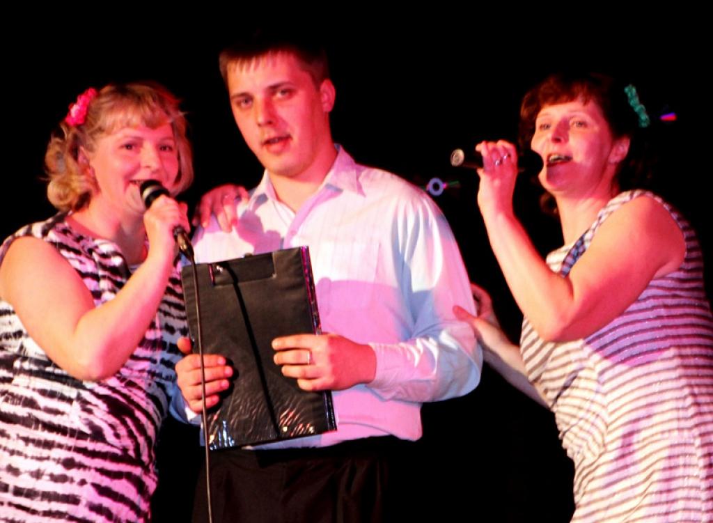 Sestdien, 6.aprīlī, Līgo kultūras namā notika  konkurss dziedāt pratējiem 