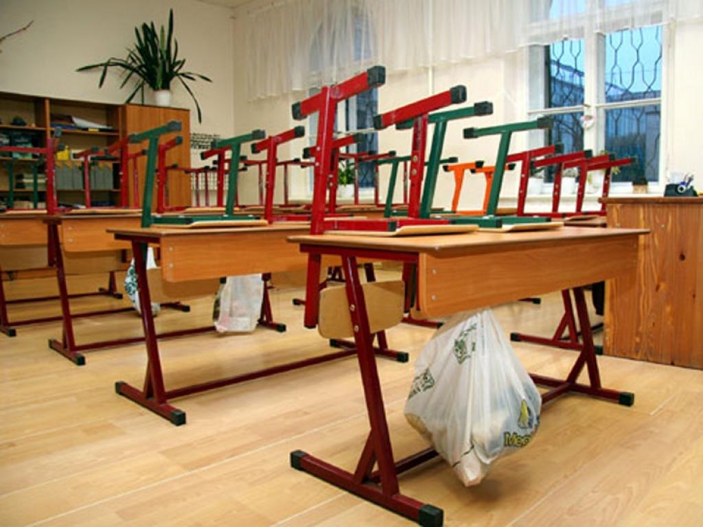 Autors: No interneta