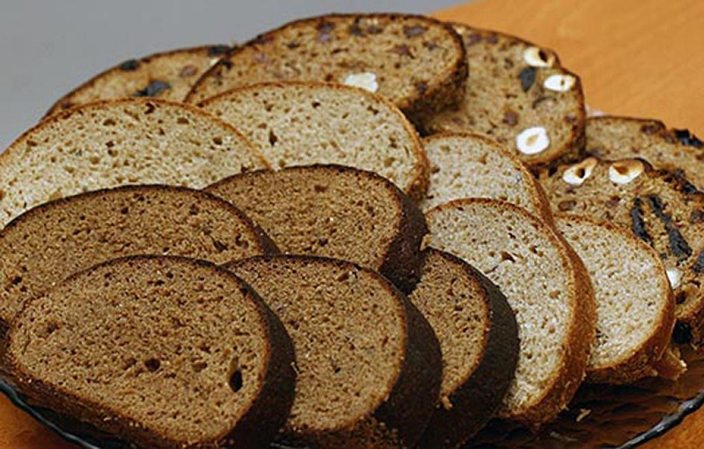 Autors: No interneta