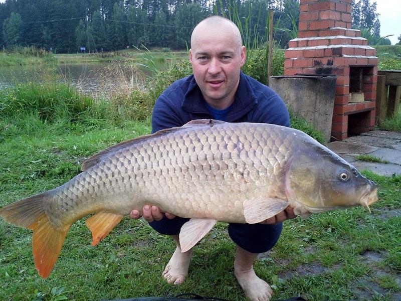 Gulbenietis Artūrs Kļaviņš ar šī gada rekordisti  9,42 kilogrami.
Autors: No personiskā arhīva