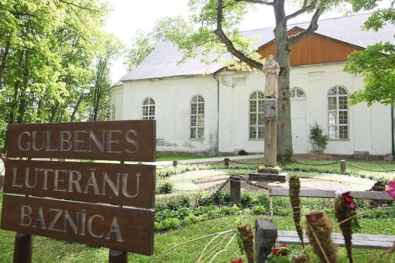 Septembra nogalē Gulbenes evaņģēliski luteriskajā baznīcā tiks aizsākts jauns kristību un iesvētību mācību kurss.
Autors: Gatis Bogdanovs (no arhīva)