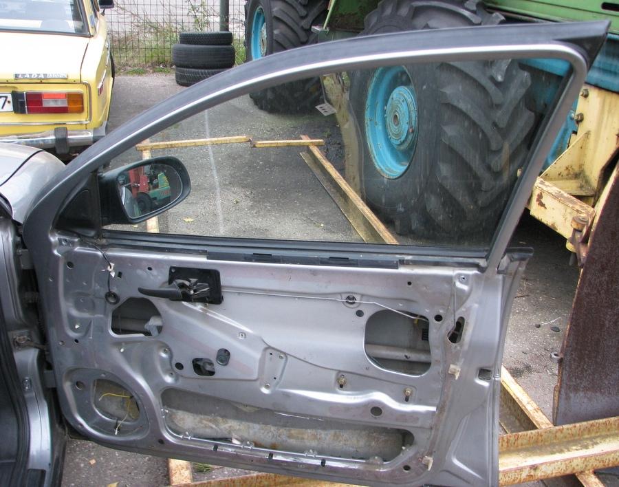 Autors: No interneta