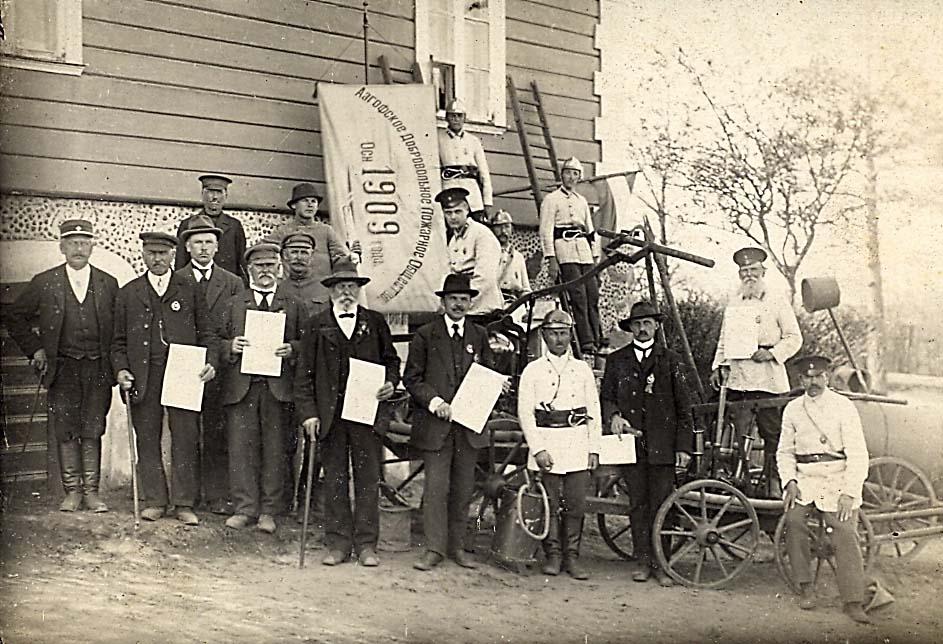 Lejasciema Brīvprātīgo ugunsdzēsēju biedrības biedri 20.gadsimta sākumā. 
Autors: no GVMM krājuma