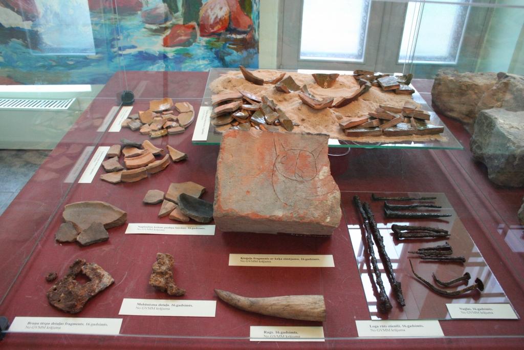 Senlietas, kas tika atrastas arheoloģiskās izpētes laikā pagājušā gada rudenī. 
Autors: Evita Brokāne