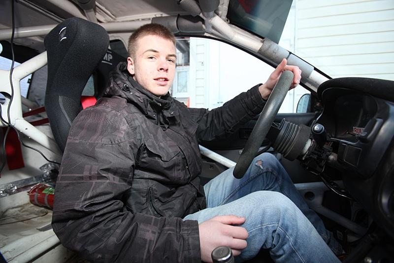 O.N.Patmalnieks diemžēl neizcīnīja “Okartes Autosporta Akadēmijas” stipendiju, par uzvarētāju tika paziņots Jānis Krickis no Rīgas.
Autors: Gatis Bogdanovs (no arhīva)