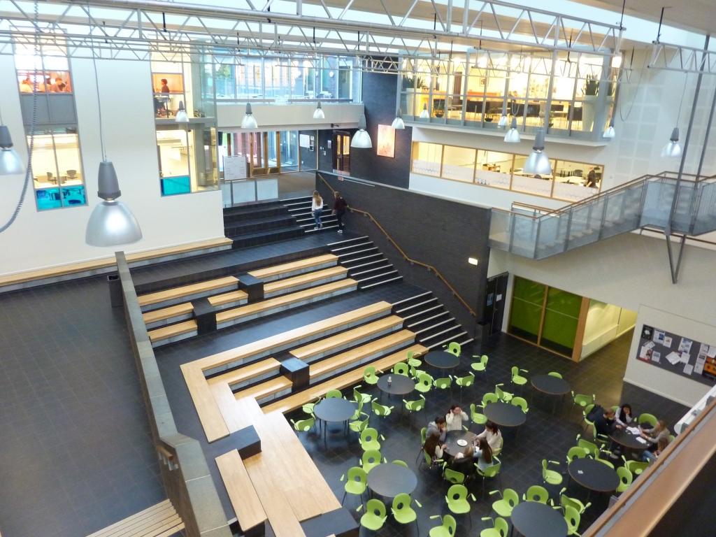 Kā atzīst paši ģimnāzisti, skola Norvēģijā ir moderna un plaša.
Autors: no personiskā arhīva