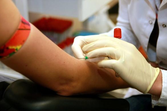 Autors: No interneta