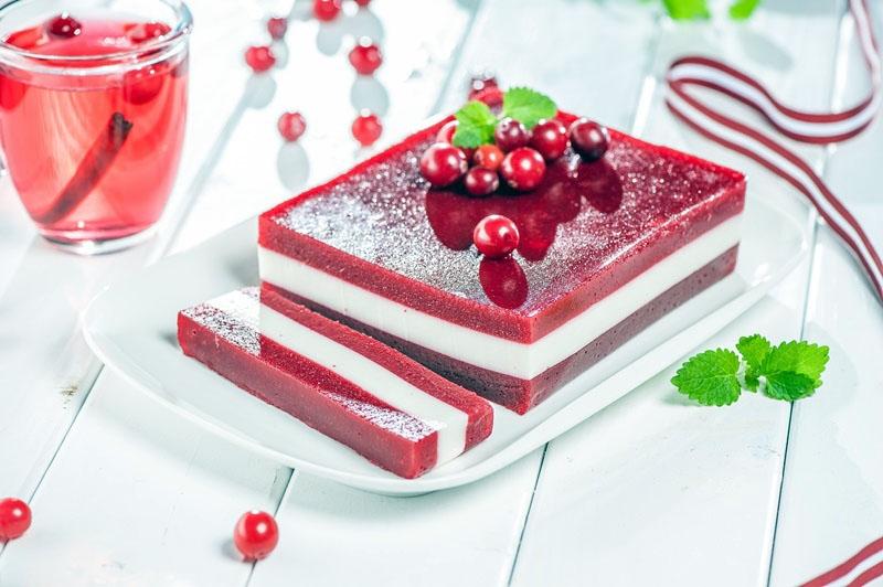 DZĒRVEŅU JOGURTA ŽELEJA .
Autors: No 