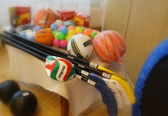 Autors: No interneta