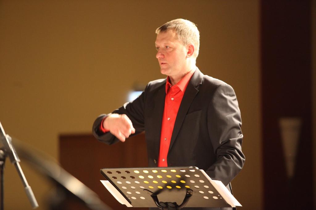 Mūziķis Vilnis Kundrāts koncertā ļauj sevi iepazīt kā saksofonistu, aranžētāju un komponistu.  
Autors: Gatis Bogdanovs