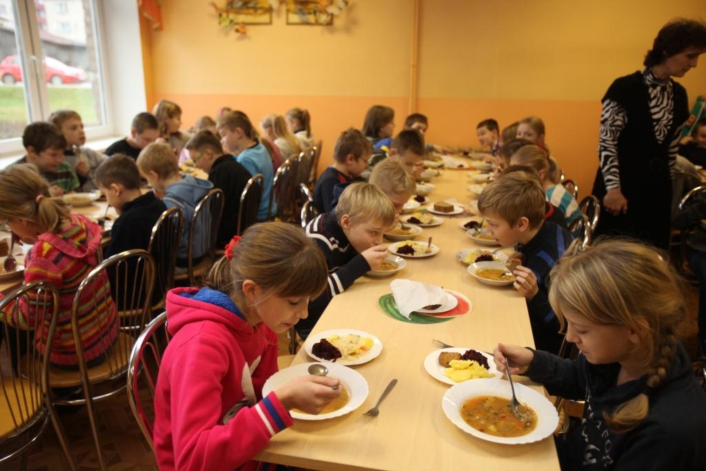 Pašvaldības mērķis - ar jauno gadu skolās piešķirt brīvpusdienas visiem skolēniem līdz 9.klasei.
Autors: Gatis Bogdanovs