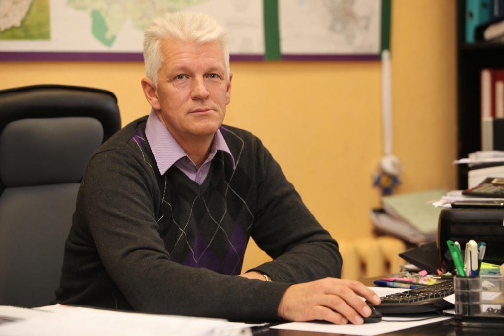 Satraukums par ēku drošumu tagad sakāpināts ir arī Gulbenes novadā. Iedzīvotāji biežāk nekā parasti ar jautājumiem vēršas būvvaldē, atzīst tās vadītājs Jānis Ziemelis. 	
Autors: Gatis Bogdanovs