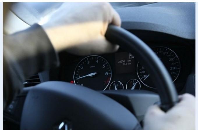 Autors: No interneta