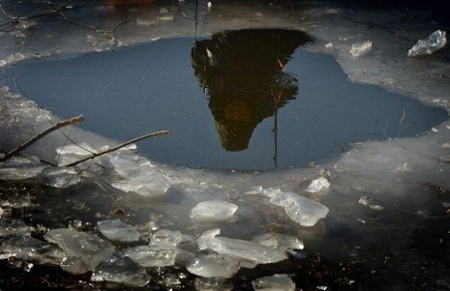 Autors: No interneta