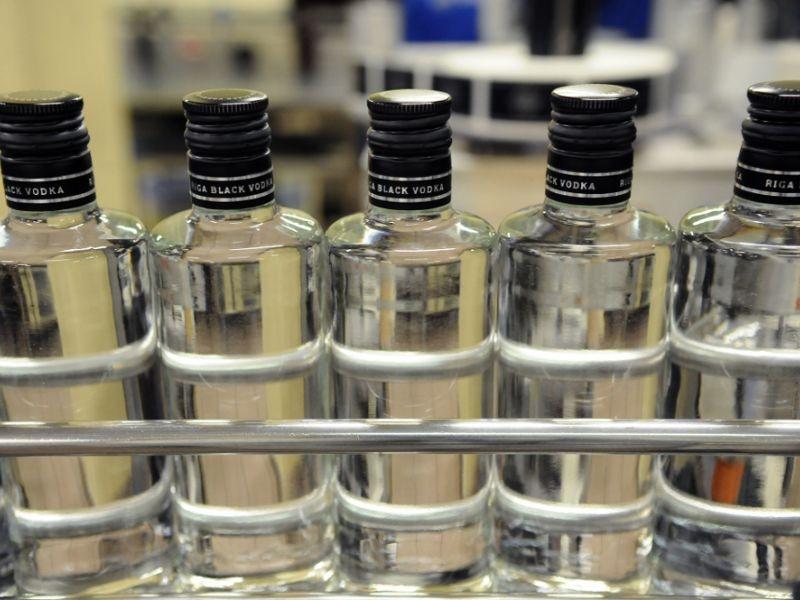 Autors: no interneta