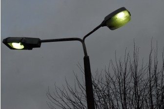 Autors: no interneta