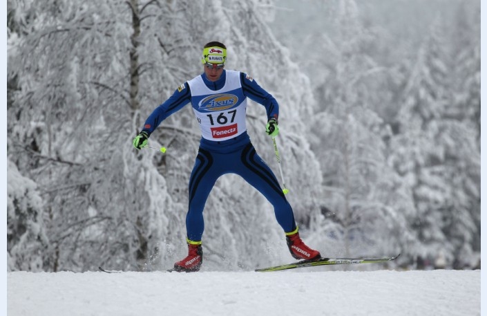 Latvijas distanču slēpotājs Jānis Paipals smagā cīņā tomēr ieguvis iespēju piedalīties Soču olimpiskajās spēlēs. 
Autors: www.diena.lv