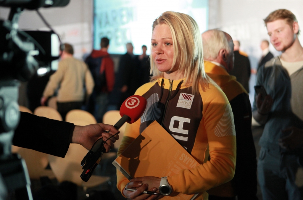 “Kā varētu veikties sacensībās, šobrīd ir grūti spriest. Viss būs atkarīgs, kā tiks iesmērētas slēpes, kāda būs pašsajūta, taču trase nav viegla un tiešām vajadzēs parādīt raksturu un cīnīties,” atzīst Inga Dauškane. 
Autors: Ieva Čīka  