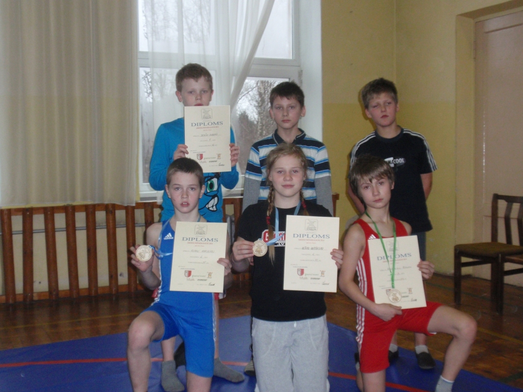 Sporta klubu “Gulbenes K.S.P.” “Amatas kausā” ar labiem panākumiem pārstāvēja seši bērni.    
Autors: no personiskā arhīva