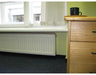 Autors: no interneta