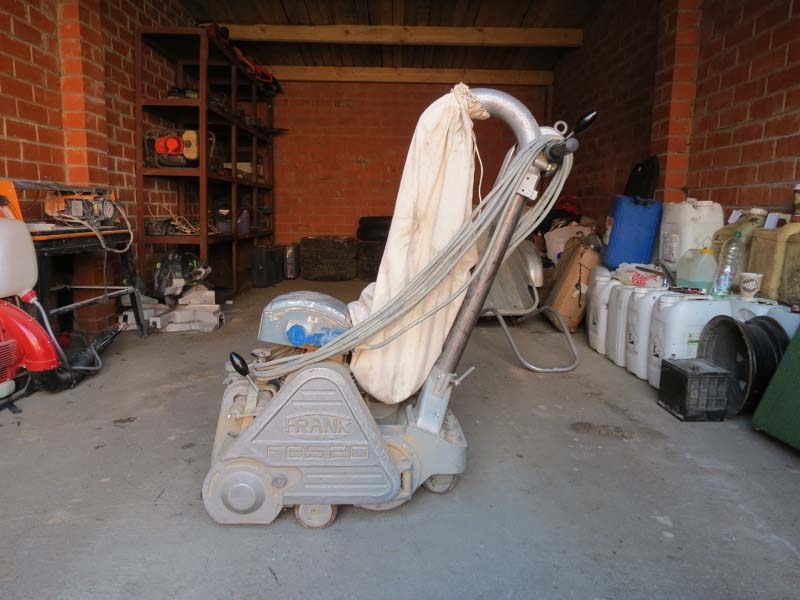 Autors: No policijas arhīva