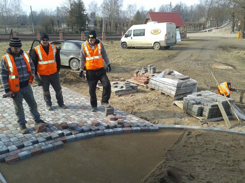 Bruģētāji - praktisko apmācību laikā. 
Autors: no personiskā arhīva