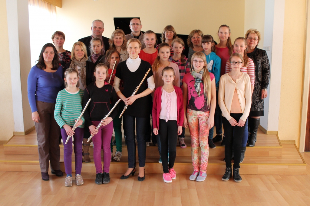 Meistarklašu dalībnieki izteica vēlmi tikties ar Aivu Elsiņu meistarklasēs katru gadu. 
Autors: no personiskā arhīva