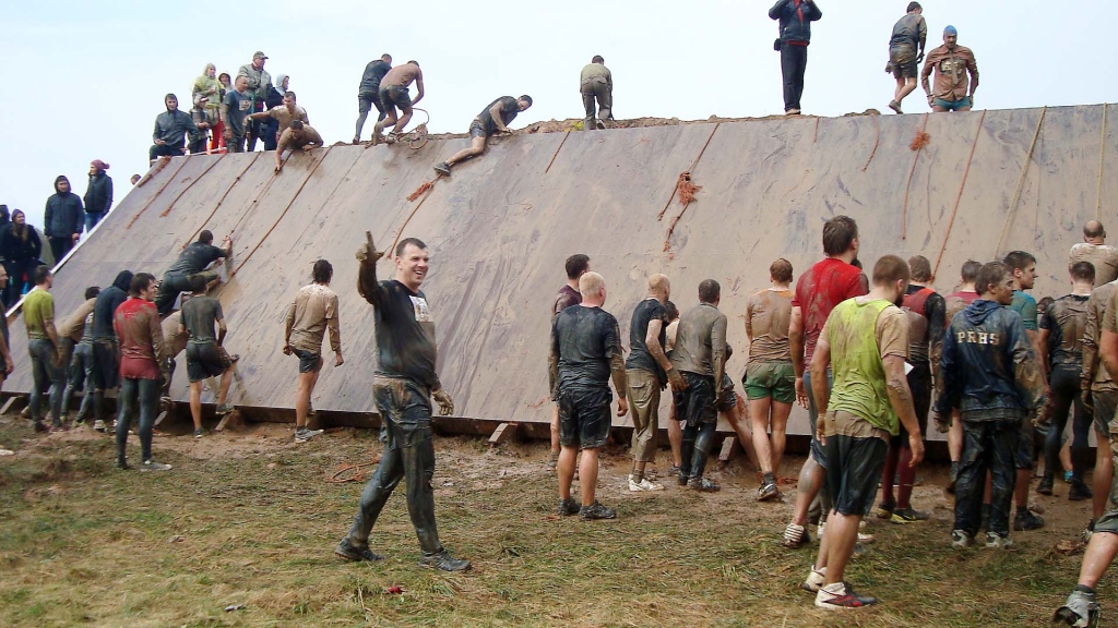 “Lai arī šī sacensība bija cīņa ar laika apstākļiem, sevi, konkurentiem, vienlaikus tā bija arī sadarbība ar citiem. Es palīdzēju kādam uzkāpt šķērslī, nākamais jau palīdzēja to izdarīt man,” saka Dzintars Vasiļjevs. 						     
Autors: no personiskā arhīva