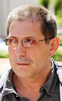 Ziedonis no Rankas ◆ Nē, jo darba mašīnai ir jāstāv darbā un uz māju var braukt ar savu privāto mašīnu.