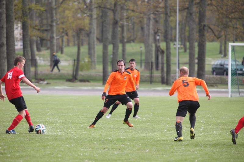 Gulbeniešu mājas spēle ar smilteniešiem.
Autors: no 