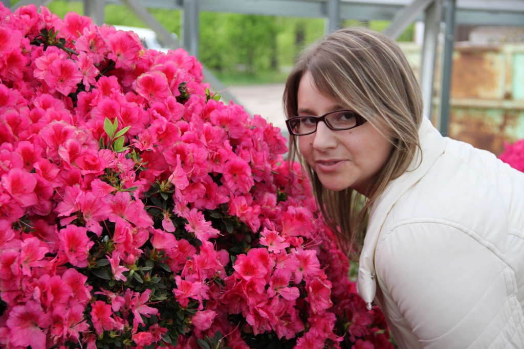 “Daudzi mani vienaudži dzejo, daudzi gribētu izdot savu grāmatu, taču paliek pusceļā, nepiepilda sapni. Es eju līdz galam,” saka 19 gadus vecā Krista Kantāne. 	
Autors: no privātā arhīva