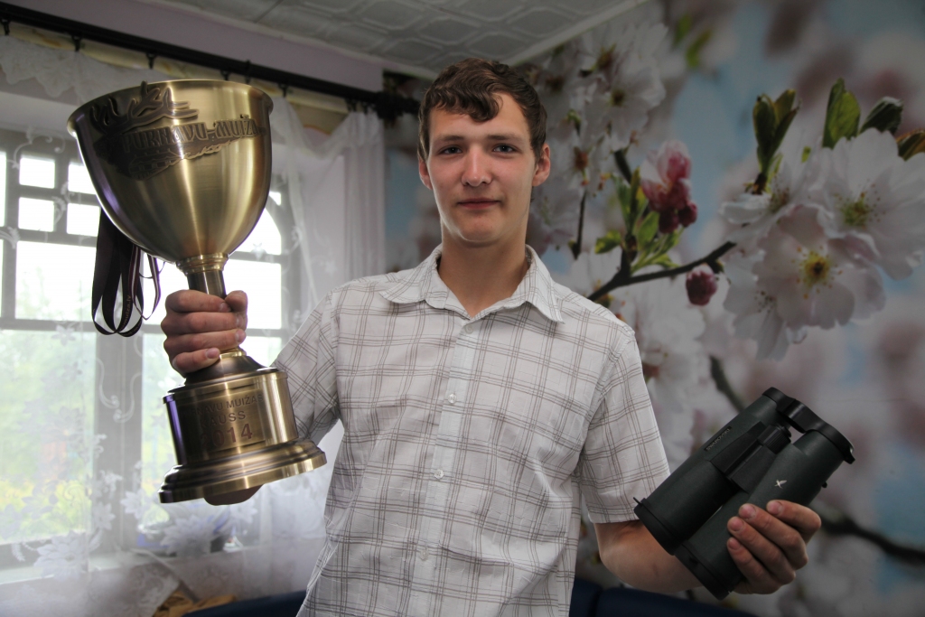 Dairis Neilands priecājas par saviem sasniegumiem šaušanas sacensībās. Viņš atzīst, ka tas viņam ir kā vaļasprieks un atpūta.
Autors: Gatis Bogdanovs