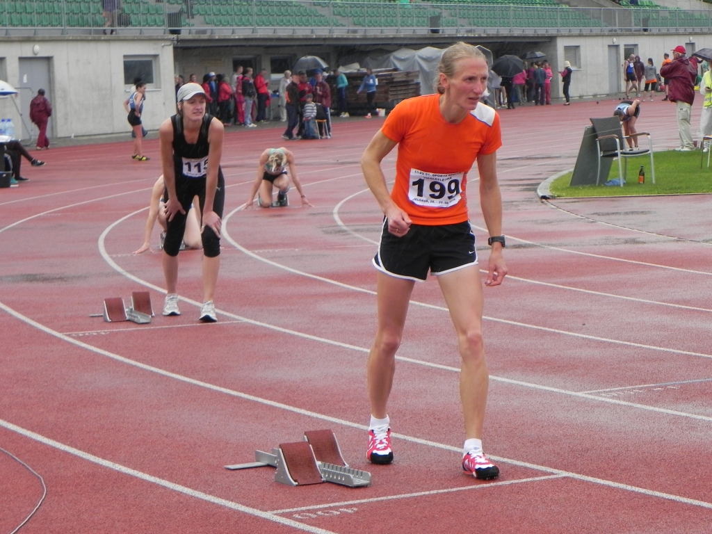 Fantastiski starti Jelgavā izdevās komandas „jaunpienācējai” Gunai Ģērmanei, kura izcīnīja visvairāk zelta godalgas – trīs. 
Autors: Baiba Pušpure
