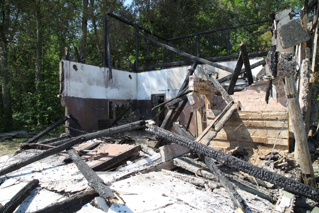 Pagājušās nedēļas nogalē pamests šķūnis dega Stāmerienas pagastā.   
Autors: Gatis Bogdanovs