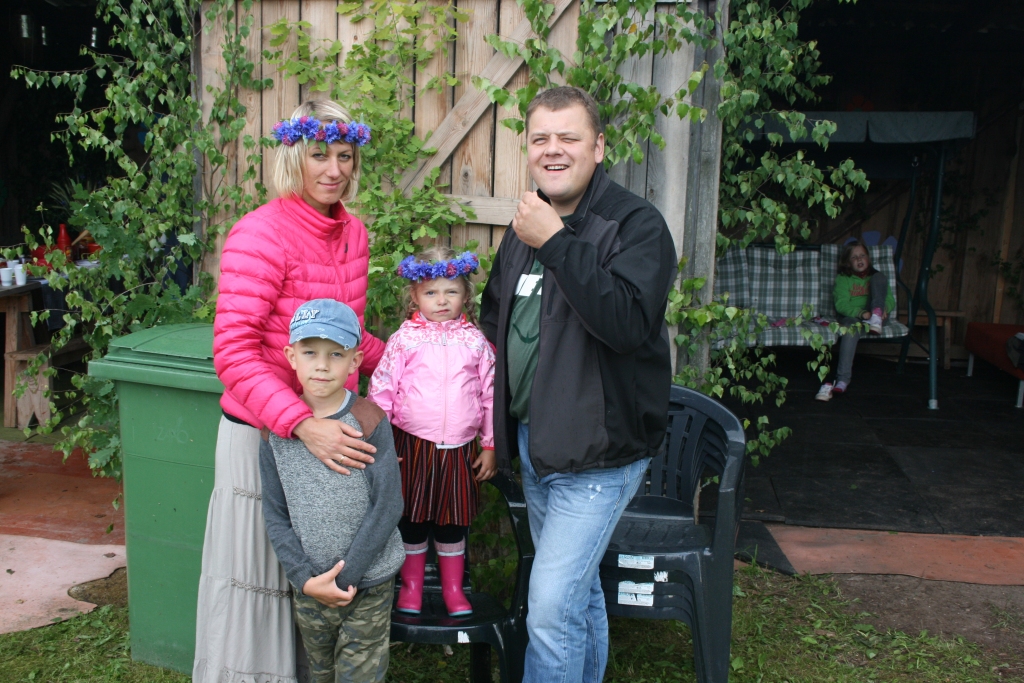 Lienes un Raita Ķikustu ģimenē aug divi bērni – sešus gadus vecais dēls Kristers un trīs gadus vecā meita Ieva.
Autors: no personiskā albuma