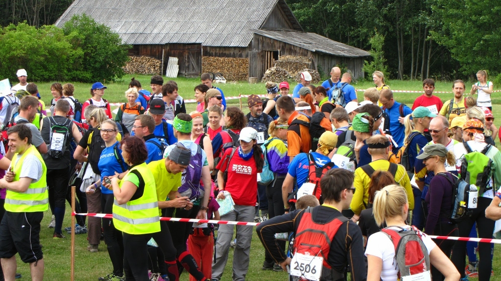 Latvijas čempionātā rogainingā, kas norisinājās Lejasciemā, piedalījās apmēram 350 dalībnieki. Dalībnieki atzinīgi vērtēja sacensību organizāciju. 
Autors: no personiskā arhīva