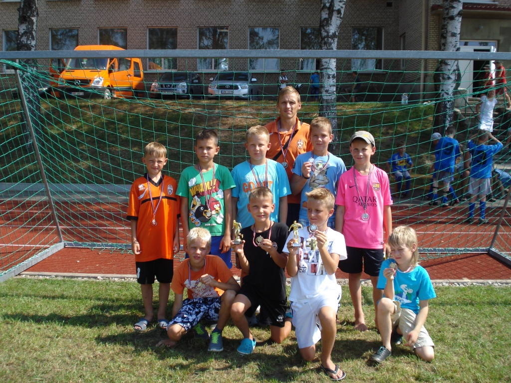 Otro vietu un sudraba medaļas izcīnīja FB “Gulbene/BJSS” komanda.    
Autors: no privātā arhīva