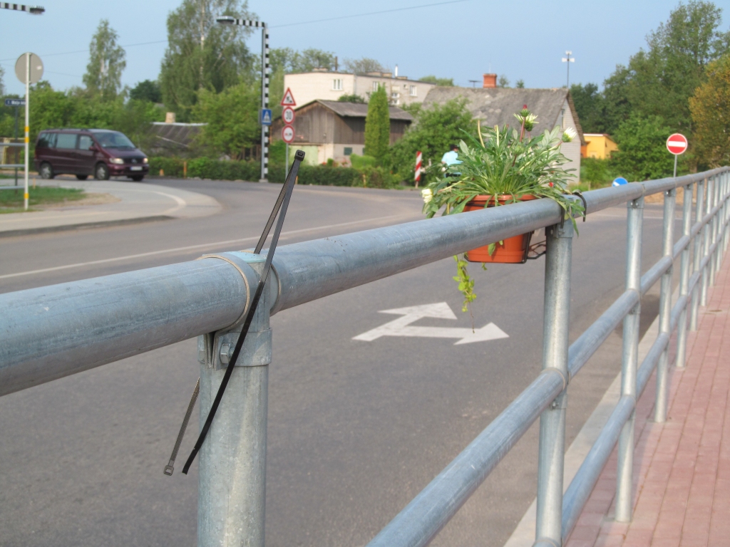 Tāds izskatās vandaļu roku darbs Blaumaņa ielā. 	
Autors: Pārsla Konrāde 