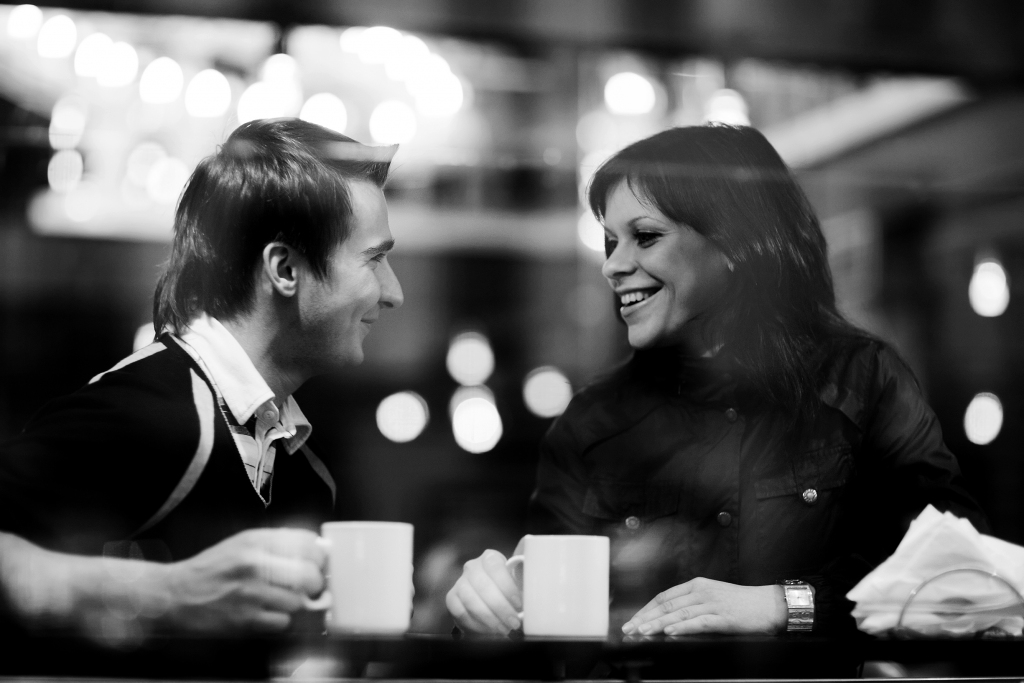 Mēs nevaram precīzi pateikt, tieši kurā brīdī dzimst draudzība. Ja traukā pilina ūdeni, ir kāds pēdējais piliens, no kura sāk plūst pāri malām.	
Autors: NO http://images.huffingtonpost.com