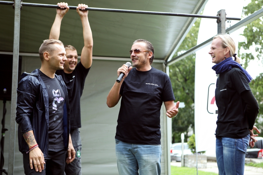 Izziņo Spēka dienu.
Autors: www.failiem.lv