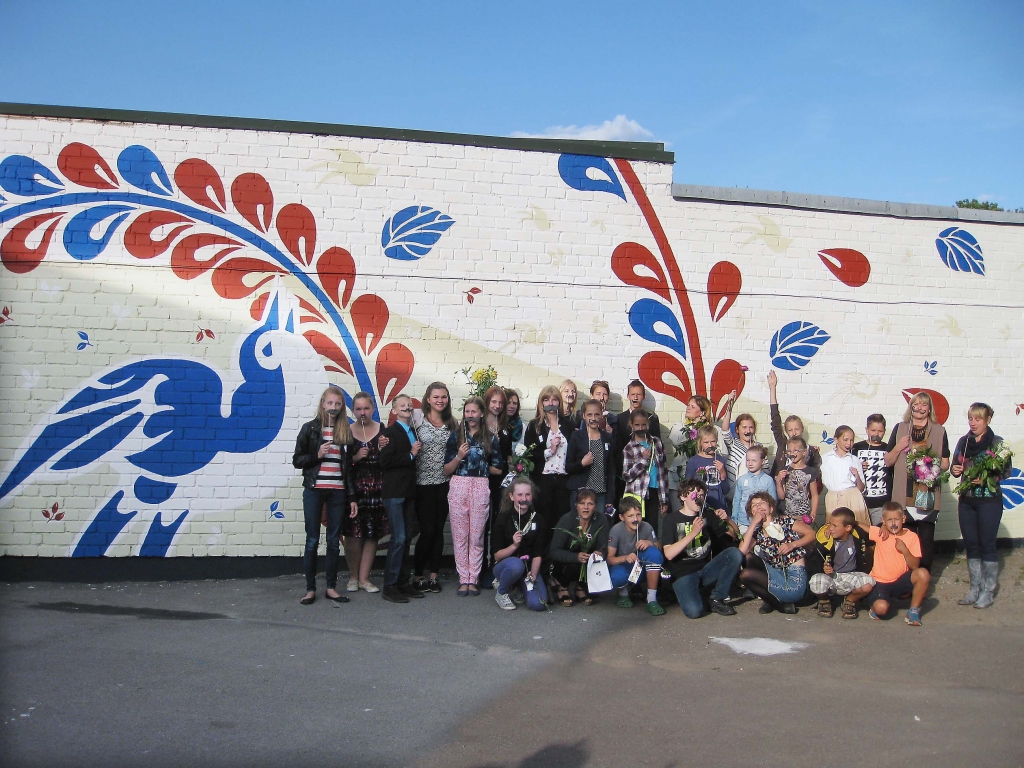 Kur Gulbenē var apskatīt sienas gleznojumu, kuru veidojuši bērni? Šī siena “slēpjas” pilsētas kultūras centra iekšpagalmā. 																
Autors: Diāna Odumiņa