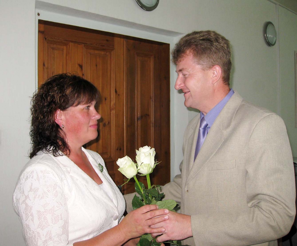 Lejasciema vidusskola jaunajam mācību gadam ir gatava, Gulbenes novada deputātiem vakar paziņoja jaunievēlētā skolas direktore Ineta Maltavniece. Viņu sveica novada domes priekšsēdētāja vietnieks Andis Caunītis.                                                                                                                                            
Autors: Diāna Odumiņa